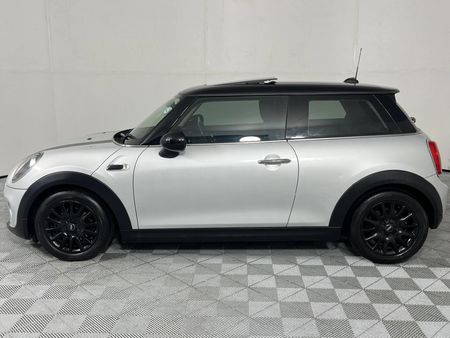 2019-MINI-Hatch-Cooper-Auto_17