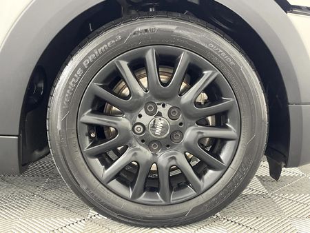 2019-MINI-Hatch-Cooper-Auto_4