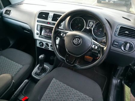 2014-Volkswagen-Polo-12-TSI-Highline-Auto-81kW_8