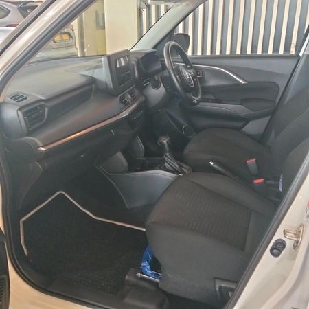 2026-Suzuki-Swift-12-GL-Auto_5