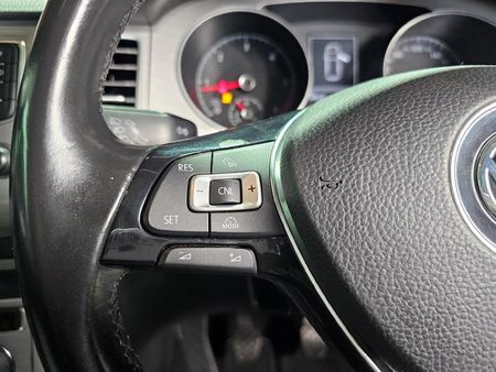 2016-Volkswagen-Golf-SV-20-TDI-Comfortline_14
