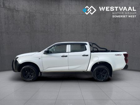2024-Isuzu-D-Max-19-DDI-L-4x4-Double-Cab_3
