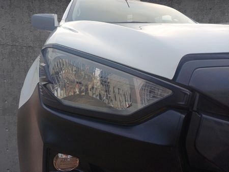2024-Isuzu-D-Max-19-DDI-L-4x4-Double-Cab_8