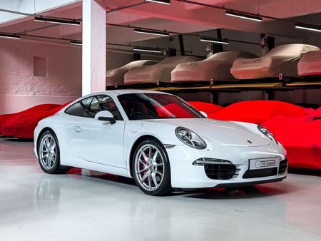 2012-Porsche-911-Carrera-S-Auto_0