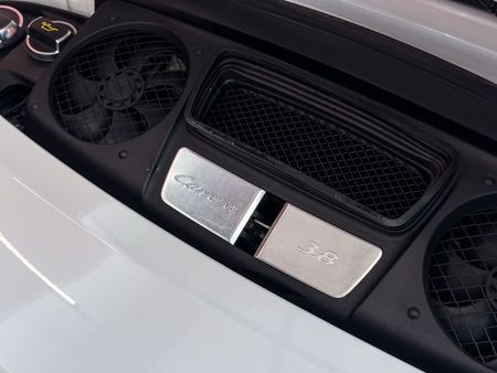 2012-Porsche-911-Carrera-S-Auto_15