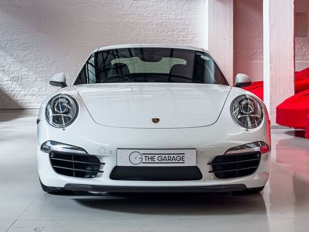 2012-Porsche-911-Carrera-S-Auto_1