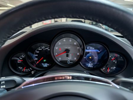 2012-Porsche-911-Carrera-S-Auto_7