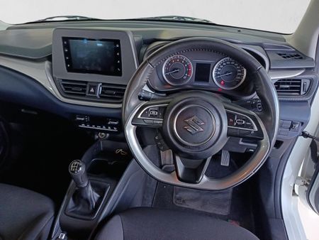 2024-Suzuki-Baleno-15-GL_14