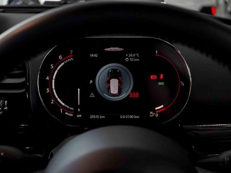 2022-MINI-Clubman-Cooper-JCW-Auto_10