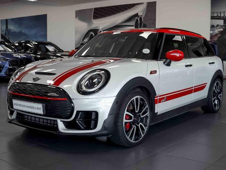 2022-MINI-Clubman-Cooper-JCW-Auto_7
