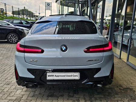 2025-BMW-X4-xDrive20d-M-Sport_3