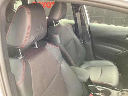 2024-Toyota-Corolla-Cross-18-GR-S_13