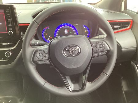 2024-Toyota-Corolla-Cross-18-GR-S_6