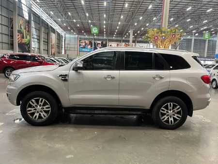 2019-Ford-Everest-20D-XLT-Auto_5