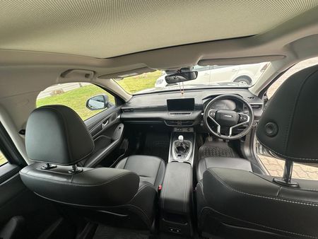 2023-Haval-Jolion-15T-Luxury_8