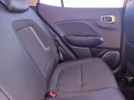 2022-Hyundai-Venue-10-TGDI-Fluid-DCT_9