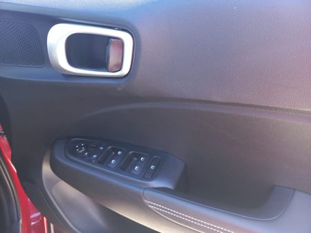 2022-Hyundai-Venue-10-TGDI-Fluid-DCT_6