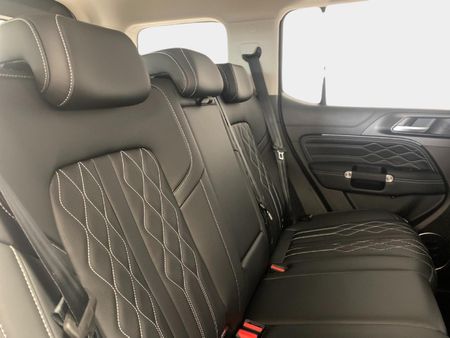 2026-GWM-Tank-300-24TD-Luxury-Auto_9