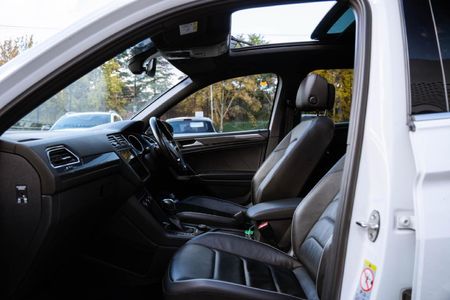 2021-Volkswagen-Tiguan-Allspace-20-TSI-Highline-4Motion-Auto-162kW_12