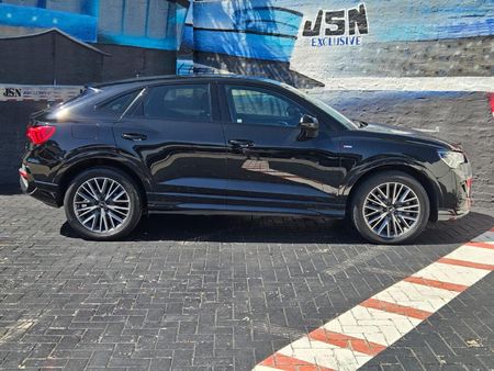 2022-Audi-Q3-Sportback-20-TFSI-quattro-Auto-S-Line-40-TFSI_1