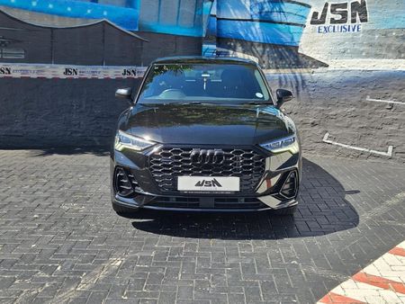 2022-Audi-Q3-Sportback-20-TFSI-quattro-Auto-S-Line-40-TFSI_3