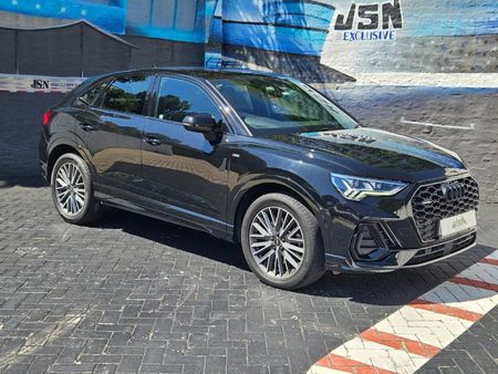 2022-Audi-Q3-Sportback-20-TFSI-quattro-Auto-S-Line-40-TFSI_4