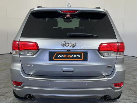 2019-Jeep-Grand-Cherokee-36-Overland_19