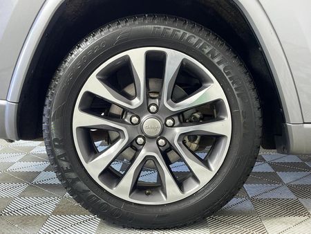 2019-Jeep-Grand-Cherokee-36-Overland_7