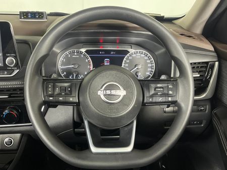 2024-Nissan-X-Trail-25-Acenta-Auto_5