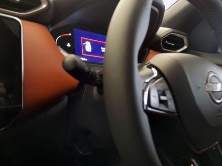 2026-Nissan-Magnite-10T-Acenta-Plus-Auto_9