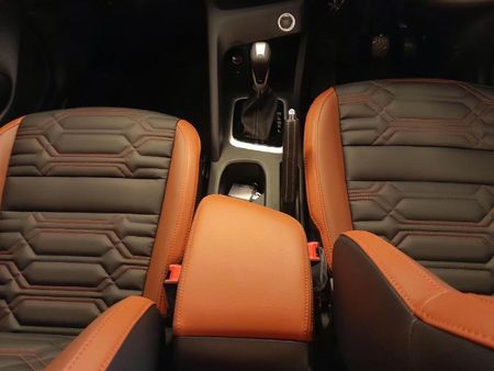 2026-Nissan-Magnite-10T-Acenta-Plus-Auto_11