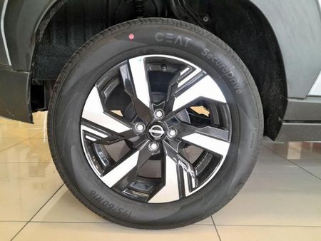 2026-Nissan-Magnite-10T-Acenta-Plus-Auto_15