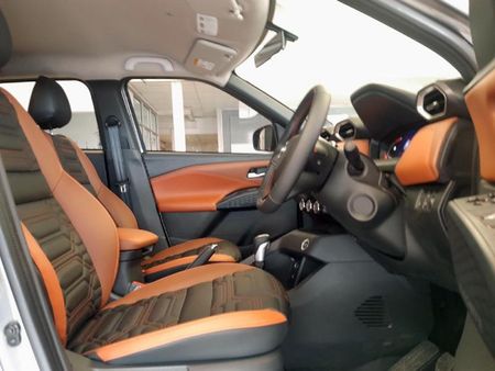 2026-Nissan-Magnite-10T-Acenta-Plus-Auto_5