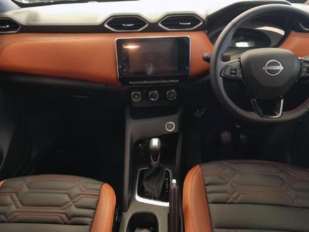 2026-Nissan-Magnite-10T-Acenta-Plus-Auto_6