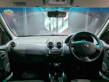 2018-Nissan-NP200-15-dCi-Safety-Pack_12
