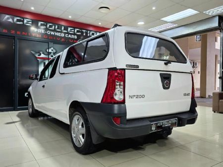 2018-Nissan-NP200-15-dCi-Safety-Pack_7