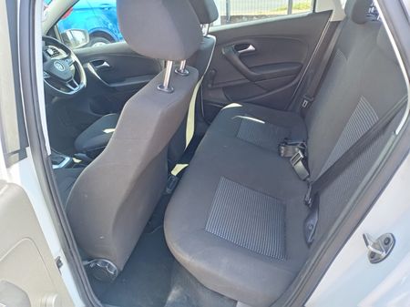 2021-Volkswagen-Polo-Vivo-16-Comfortline-Auto-5-dr_11