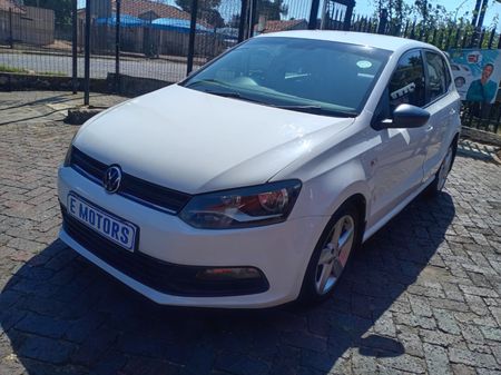 2021-Volkswagen-Polo-Vivo-16-Comfortline-Auto-5-dr_1