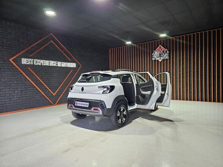 2026-Renault-Kiger-10-Techno-AMT_23