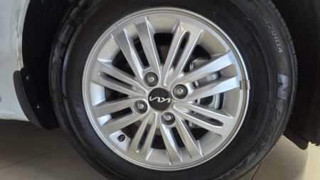 2024-Kia-Pegas-14-EX-Auto_13