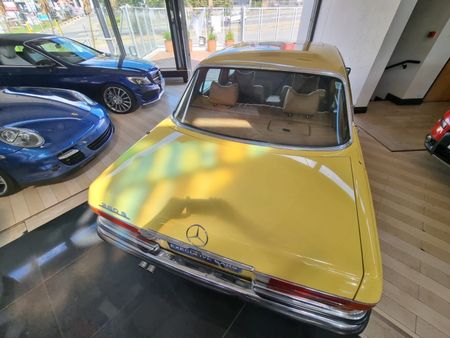 1974-Mercedes-Benz-S-Class-280-S_10