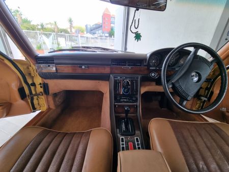 1974-Mercedes-Benz-S-Class-280-S_13