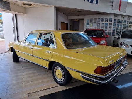 1974-Mercedes-Benz-S-Class-280-S_1