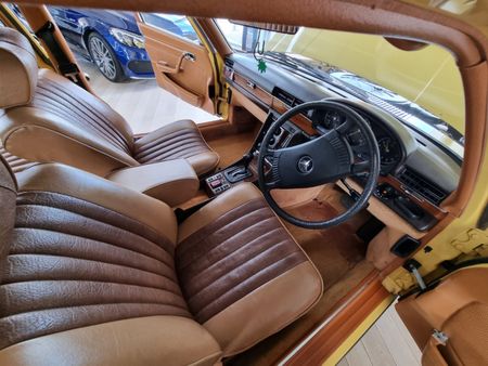 1974-Mercedes-Benz-S-Class-280-S_21