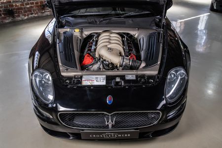 2005-Maserati-GranSport-Coupe_23
