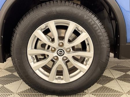 2022-Nissan-X-Trail-20-Visia_3