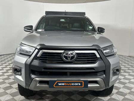 2022-Toyota-Hilux-28-GD-6-Raised-Body-Legend-4x4-Double-Cab_17