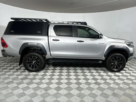 2022-Toyota-Hilux-28-GD-6-Raised-Body-Legend-4x4-Double-Cab_19