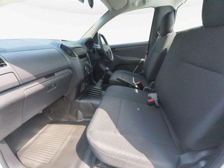 2026-Isuzu-D-Max-250C-Single-Cab_13