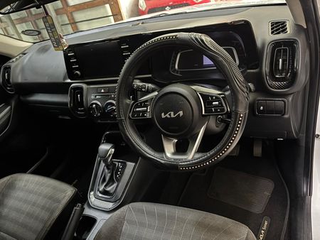 2023-Kia-Sonet-15-EX-CVT_6